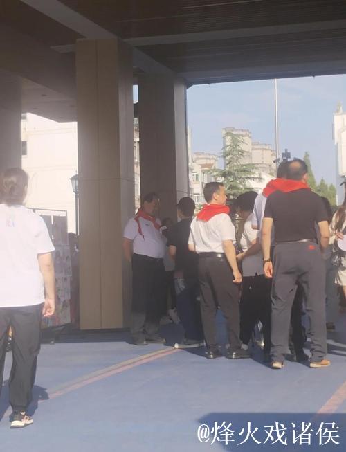 飞碟射击队邀请许海峰分享备战心得